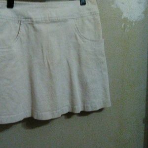 Khaki skirt.